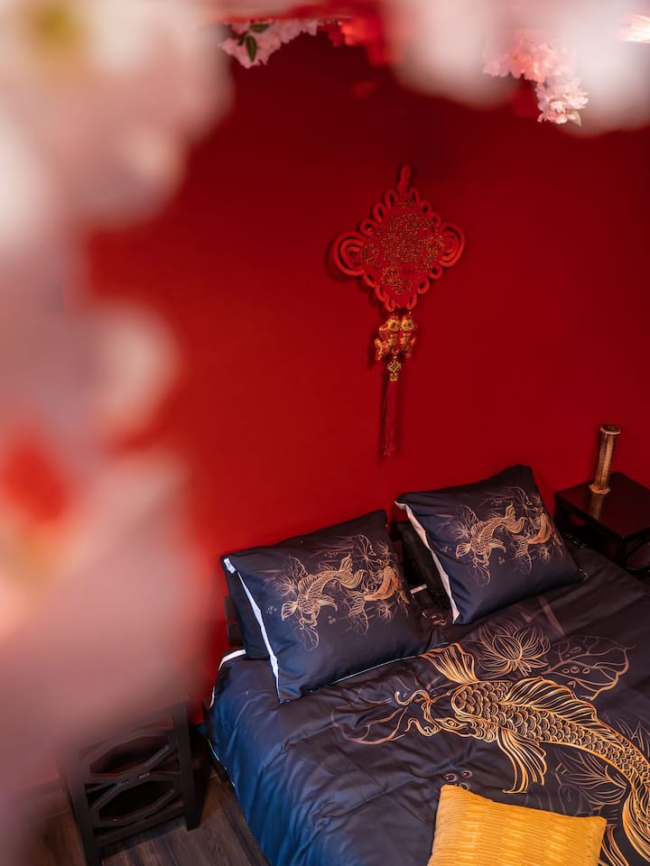L'escapade 26130
(Asian) - Suze-la-Rousse