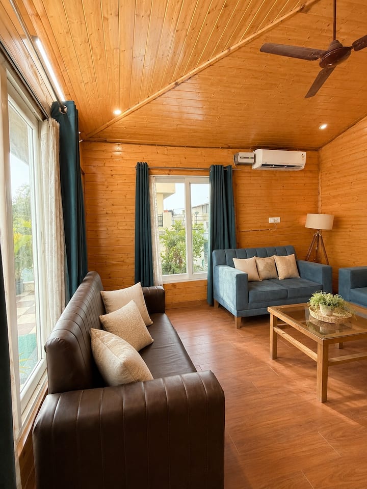 The Wooden Nest - 2 Min From Centrio Mall - Dehradun