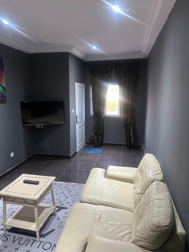 “One 0 One”luxury For Your Comfort And Serenity - Gambia