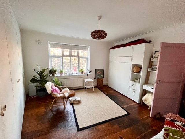 Stylish Studio Flat in the Heart of Belsize Park.