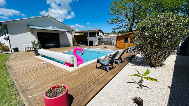 Maison Spacieuse Avec Piscine Et Jacuzzi. - Margaux