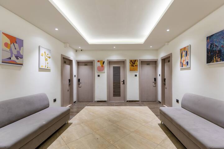 Prime Location City Room | M.p. Nagar - ボーパール
