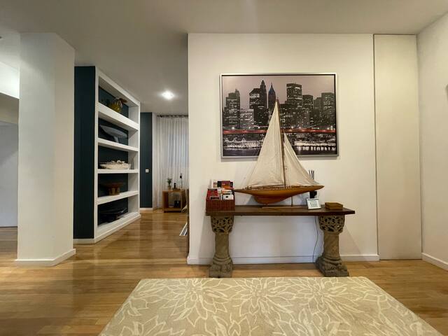 Spacious Exclusive Apartment in Madrid Golden Mile gallery image 3
