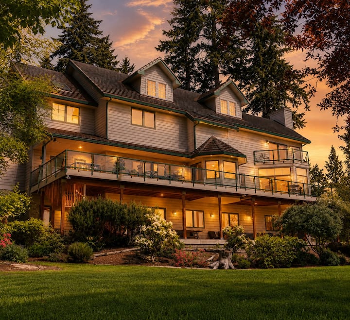 The Quintessa Estate - Clinton, WA