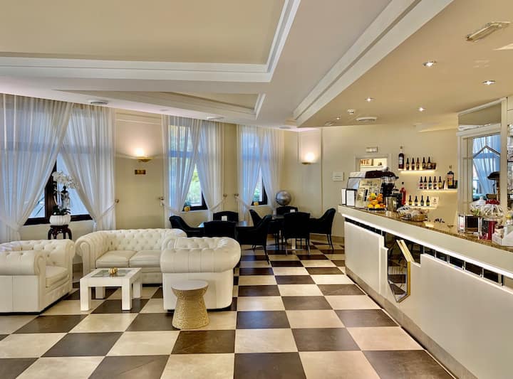 Hotel In Centro A Boario Terme - Borno
