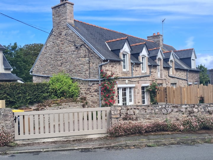 Maison "Pierre De Famille" - Erquy