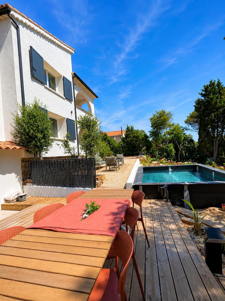 Charmante Villa, Piscine, Boulodrome, Plage - Fréjus
