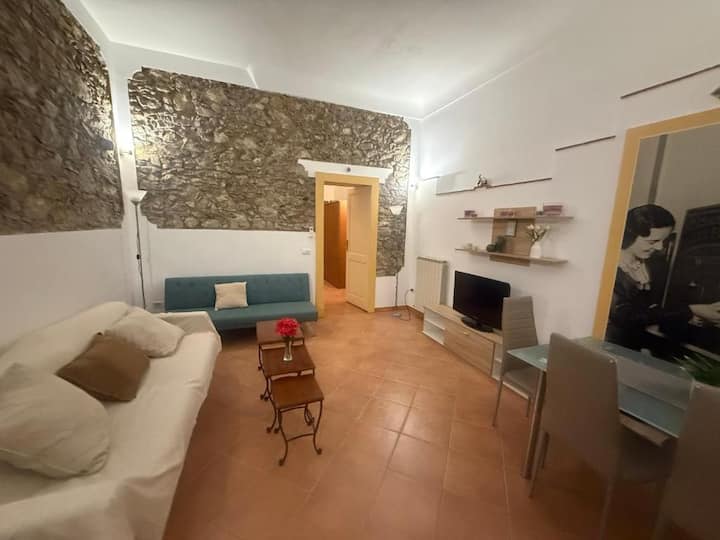 Posizionato Nel Centro Storico Di Taormina - Taormina