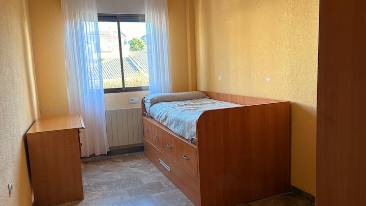 Dhomë gjumi 2
