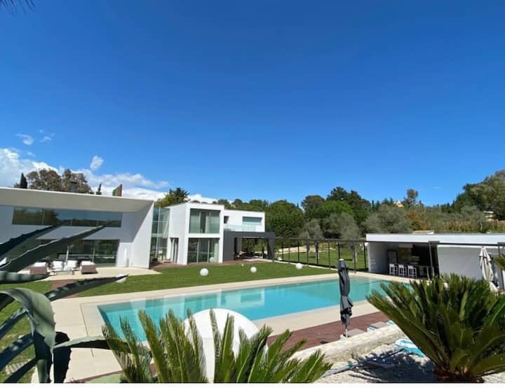 Magnifique Villa Contemporaine à Mougins - Valbonne