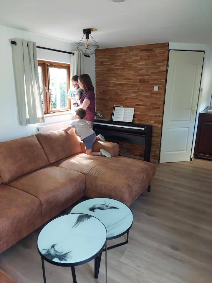Gezellige Chalet Op Groen Vakantiepark In Lanaken - Maastricht