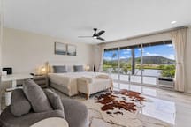 Hawaii Kai Gem | Private Dock, AC, Pool