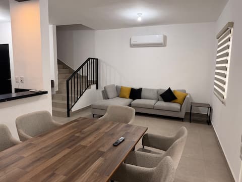 Successful Airbnb property: House for resting. (The stay is billed) in Ciudad Apodaca