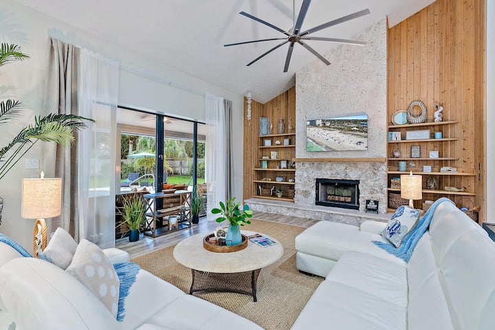 Latitude Adjustment- 4br Pool + Firepit - The Bahamas