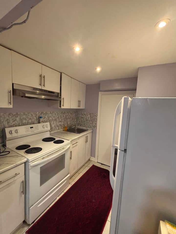 Clean House Near Niagara Falls - 웰랜드