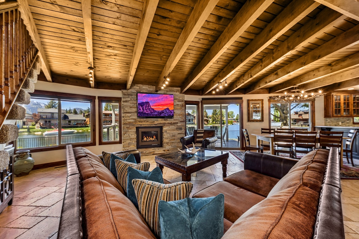 Pinecrest Cottage — view 5