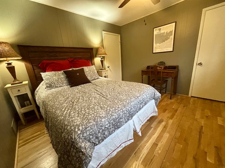 Queen bed