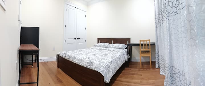2 Fl Private 1b1b-burnaby Metrotown Center With Ac - Burnaby