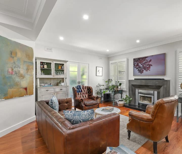 Charming East Tamworth Home With Pool & Fireplace - Tamworth