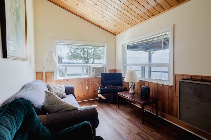 Cozy Lakeview 2-bdr Cottage In Bobcaygeon #11 - 밥케이젼
