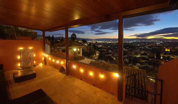 House&cave Parking And Terrace In The City. - Granada