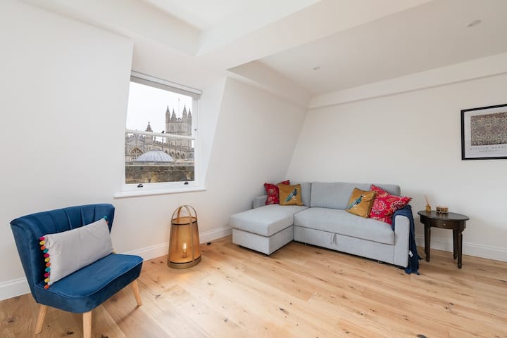 Luxury Abbey View Penthouse | Central Bath - Bath