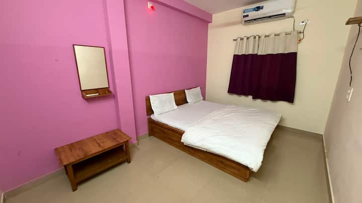 Shanti House - Daman