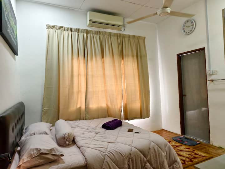 Vanilla Homestay (Serendah) / Cozy Semi D - Serendah