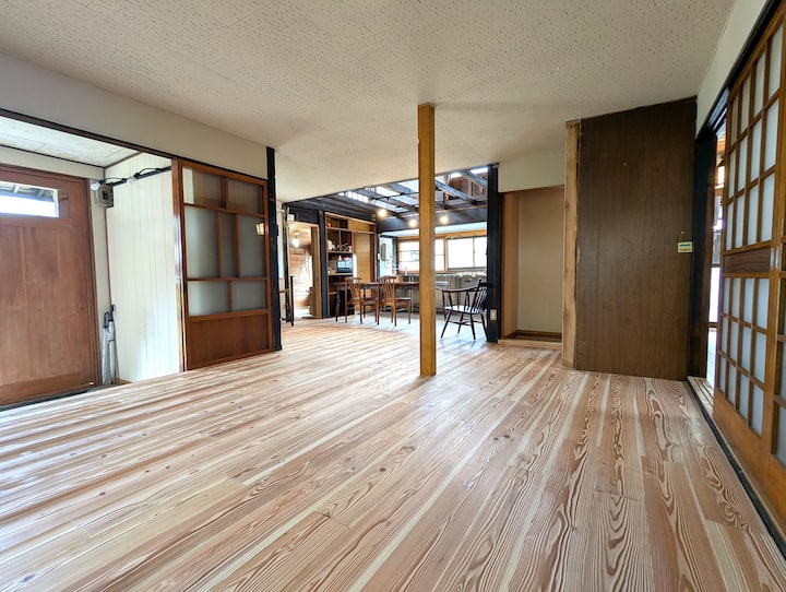 森と農の循環が織りなす、標高1200ｍの奥地。
自然と暮らしが一体となり「生きる」を見つける場所 - Matsumoto