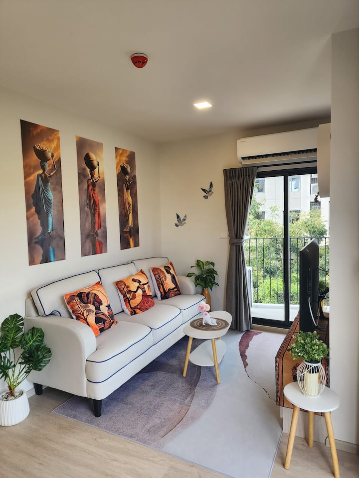 Brand New Luxury Condo 300m. From Hua Hin Beach - 후아 힌