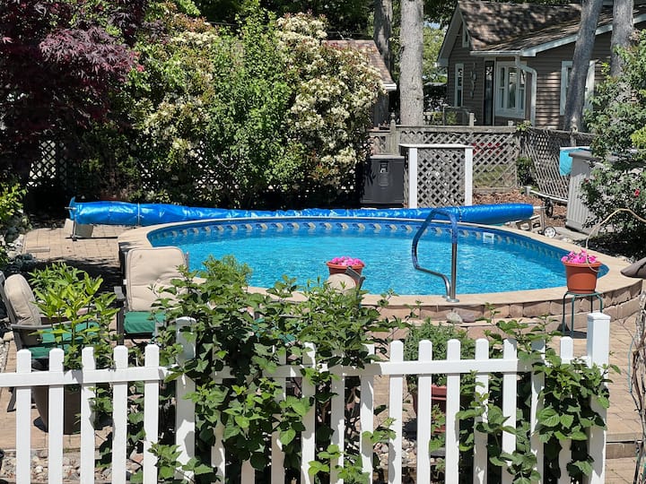 Private, First Floor Apartment, Sleeps 4 Adults - Northfield, NJ