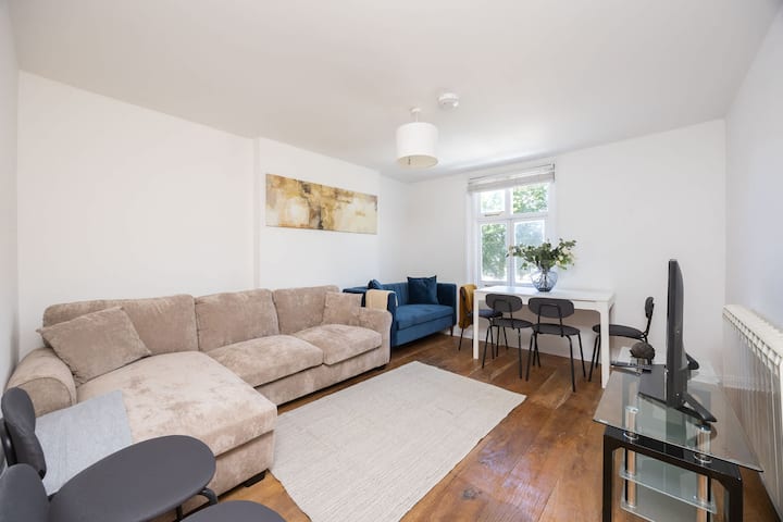 Brighton For 10 | Minutes From The Beach | Central - Brighton