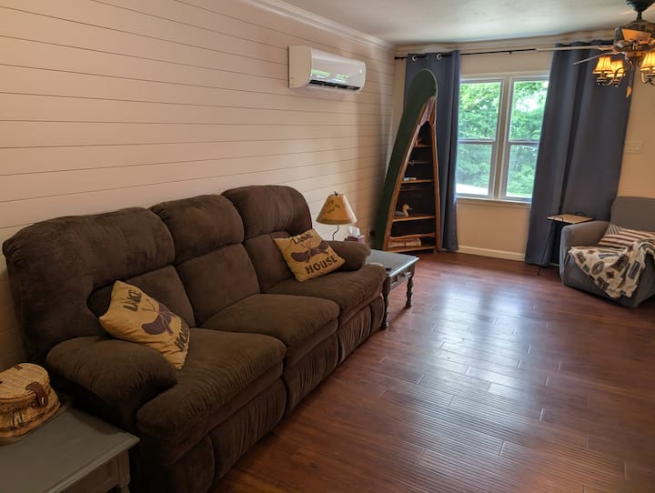Main Cabin On Bull Shoals Lake - Bull Shoals, AR
