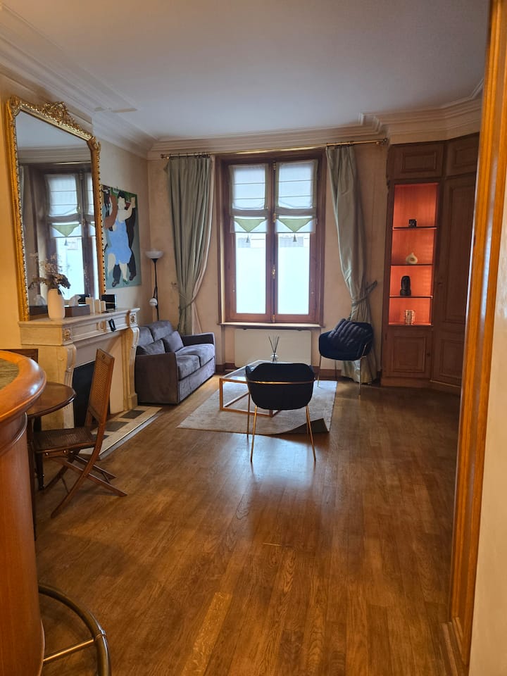 Cosy Appartement Champs ÉLisée Standing - Paris