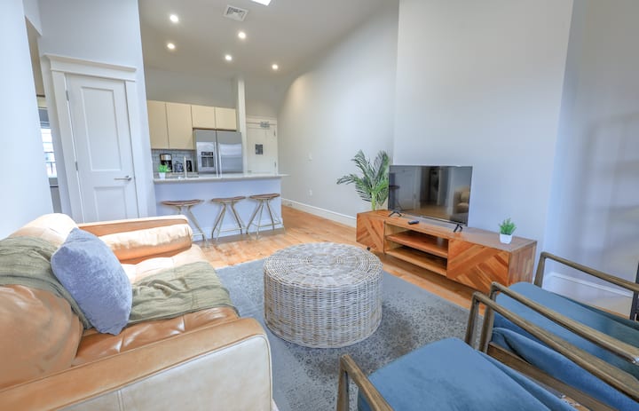 Unbeatable Location! Newbury St. 1br - Boston, MA