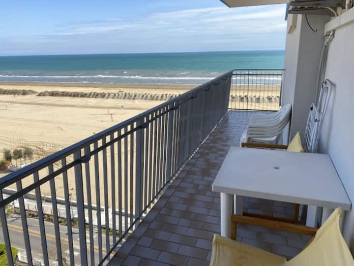 Séjour Moderne En Bord De Mer Avec Parking - Lignano Riviera