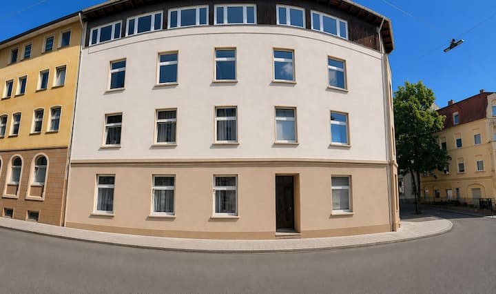 Sanierte Wohnung - 2 Schlafzimmer & Wohnzimmer - Wuppertal