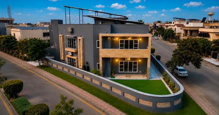 Luxury 8br Villa | All Ensuite - Islamabad