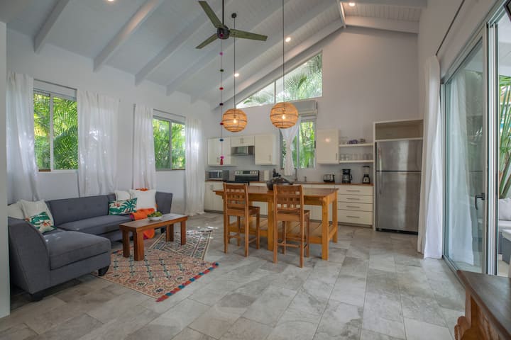 Modern Tropical Oasis W/ Pool 4 Min Walk To Beach - ノサラ