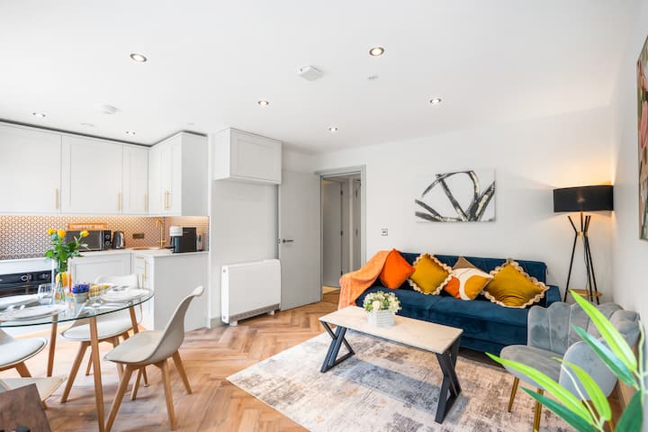 Central Brighton Flat | Walk To Beach & The Lanes - Brighton