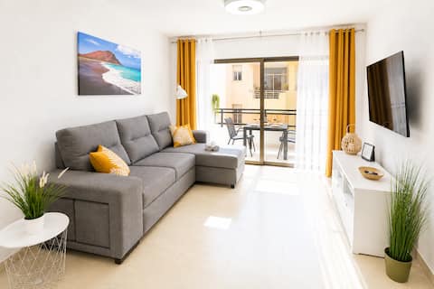 Airbnb con mejor rendimiento: Los Cristianos Royal Beach en Arona