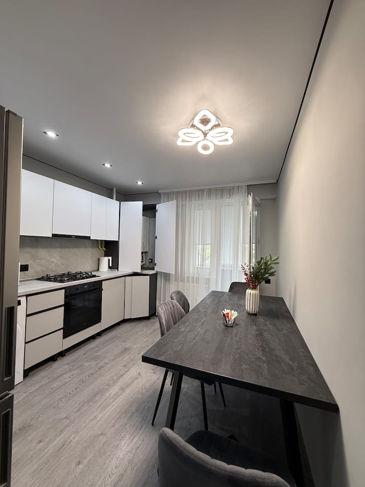 Apartament White Centru Mall - Chișinău