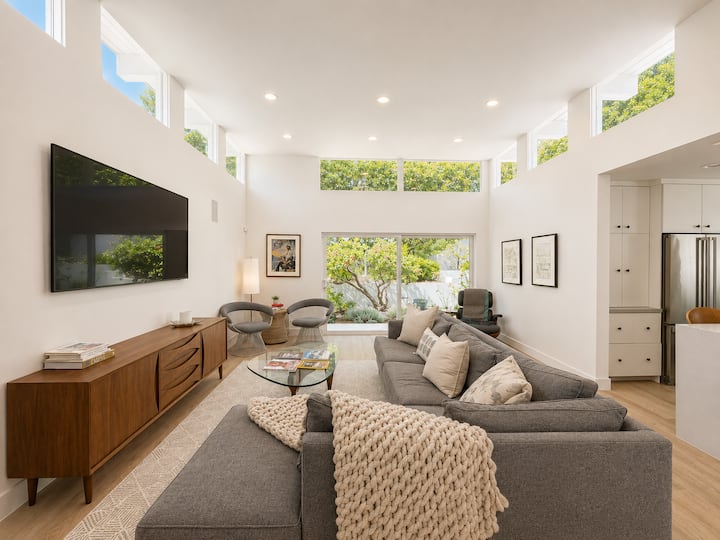 Luxury Calabasas Retreat 3 Beds, Pool, Bbq&jacuzzi - Calabasas, CA