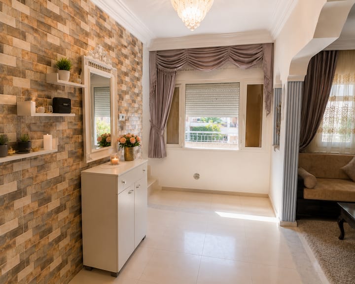 Cozy First-floor Stay Near Downtown - Tunis