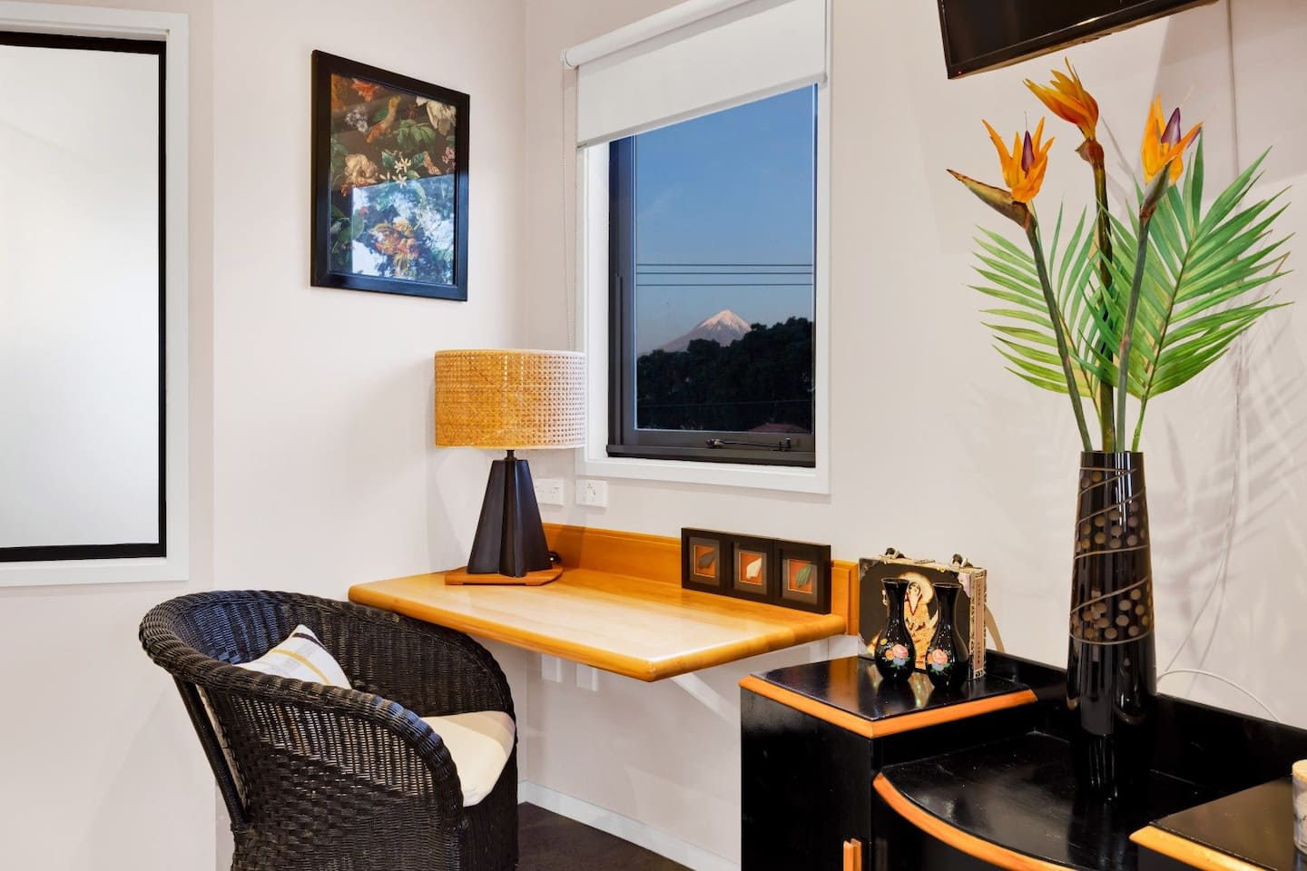 Headlands Hotel Opunake 5