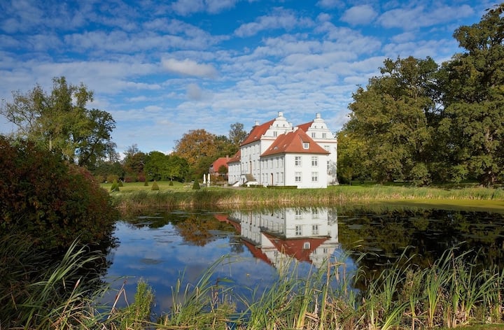 Herrenhaus Rechter Seitenflügel Iii (313722) - Gingst