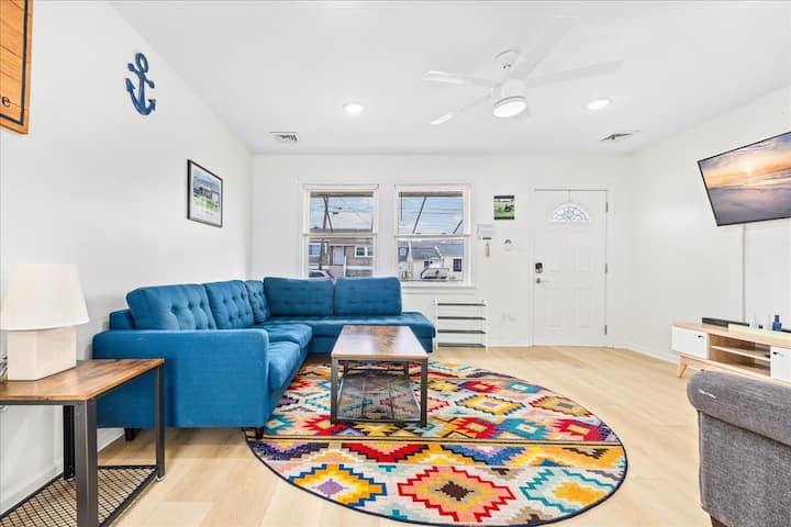 Ventnor Home | Bbq + Fenced Yard | Beach Gear Incl - Ventnor City, NJ