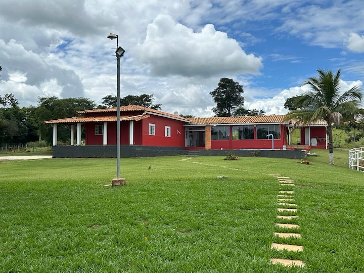 Sítio 6 Quartos 5 Suítes - Sete Lagoas