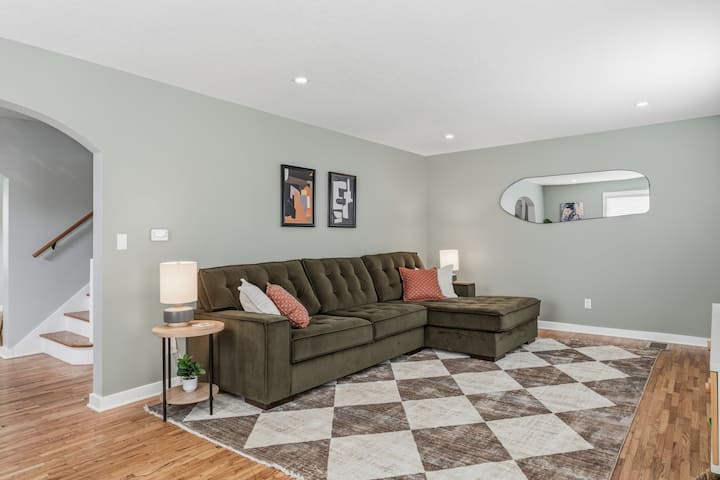The Rhythm House | Music Room + Lower Level Lounge - Fort Wayne, IN
