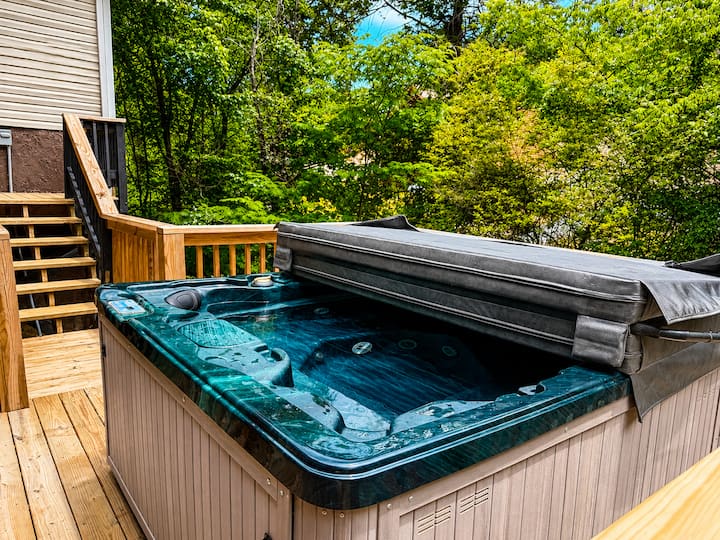 Luxury 4br Family Cabin | 1 Mile To Pigeon Forge - Gatlinburg, TN